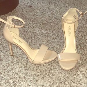 Beige heels